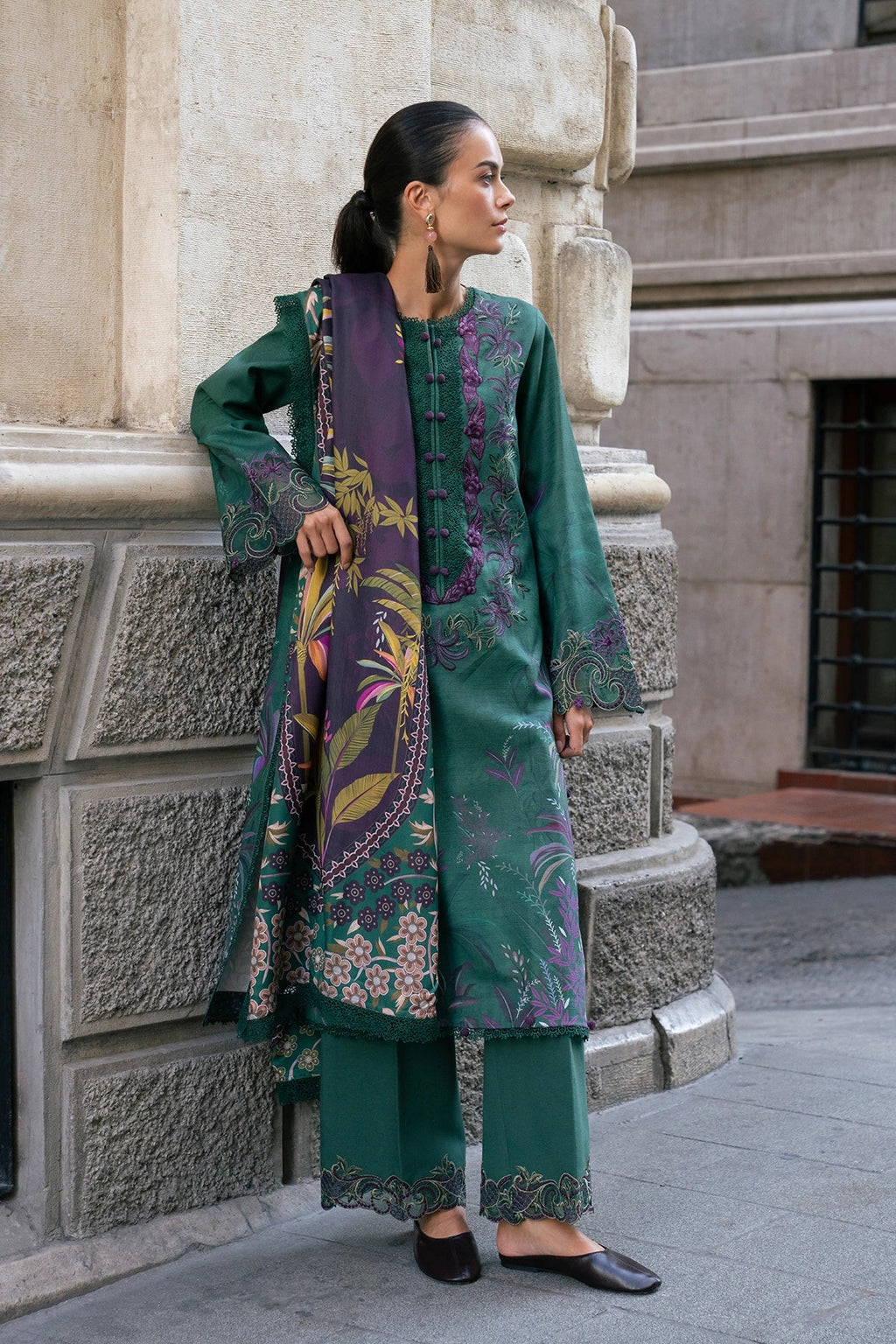 RANG RASIYA MEET ME IN ISTANBUL FOREST