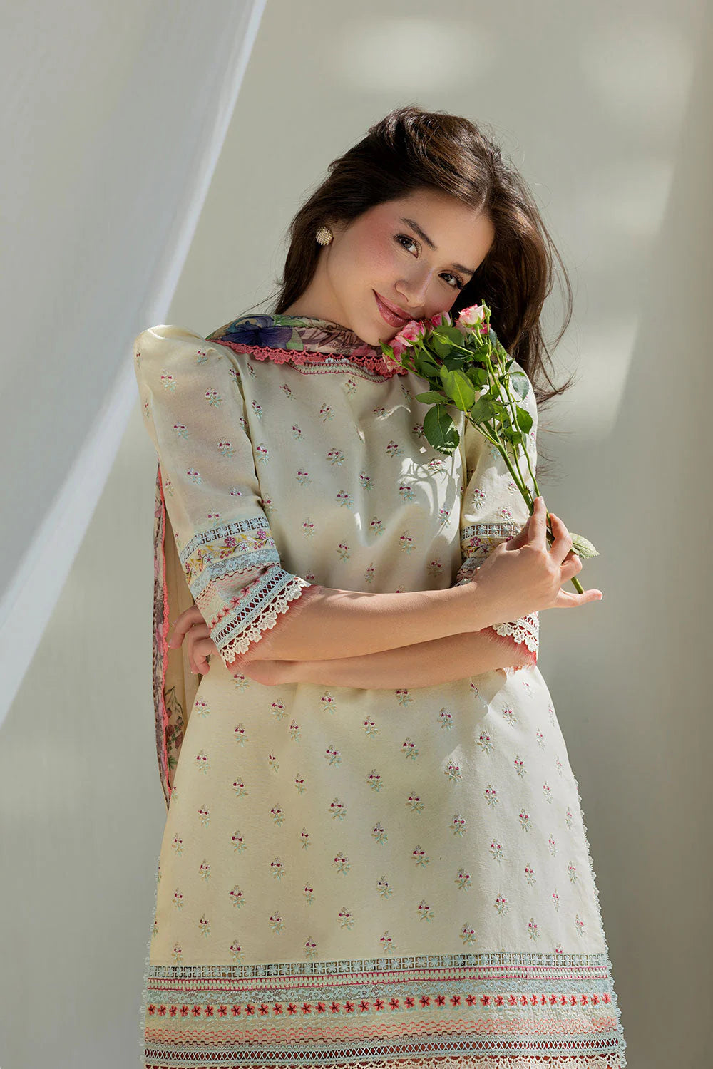 STITCHED BY CC SOBIA NAZIR VITAL LAWN VT26-10A 3PC