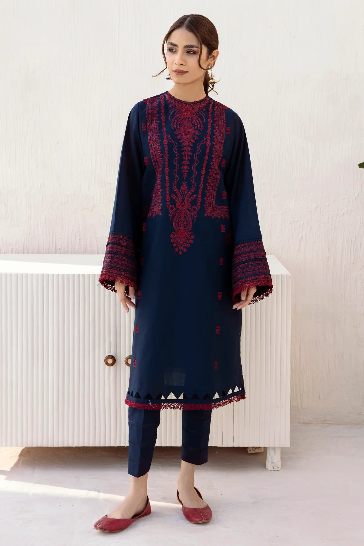 JAZMIN USE-9174