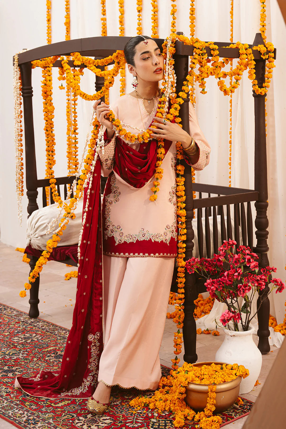 MANNAT NAVROZ 3PC