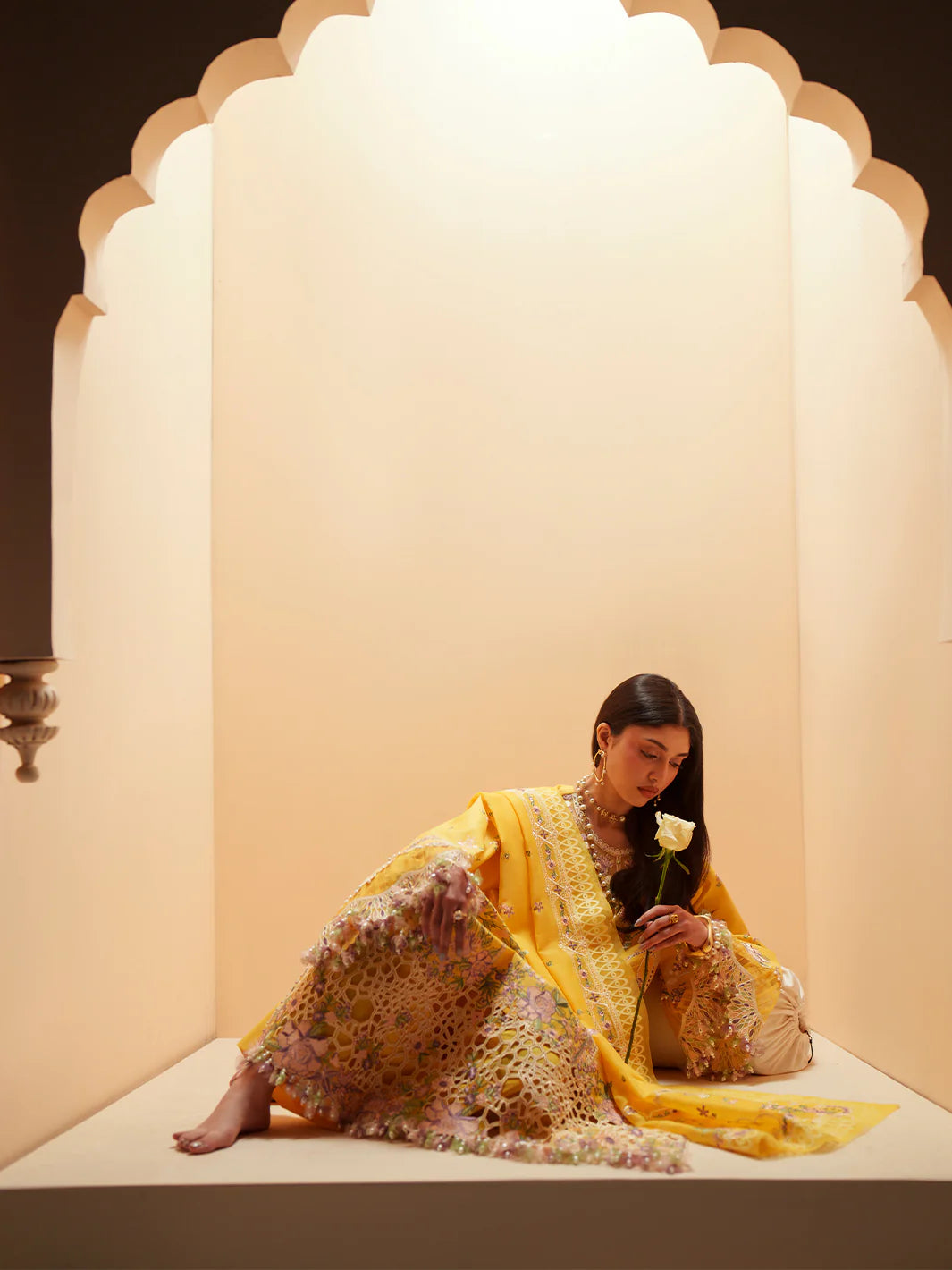 BINILYAS MASHRIQ LUXURY D-111-A