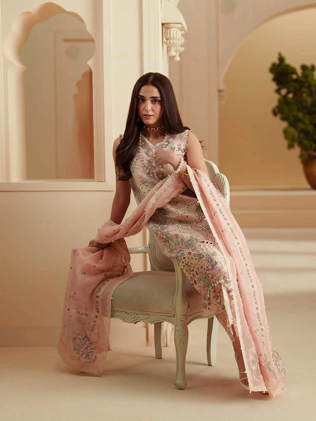 BINILYAS MASHRIQ LUXURY D-111-B