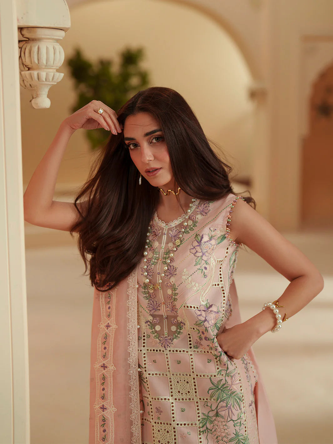 BINILYAS MASHRIQ LUXURY D-111-B