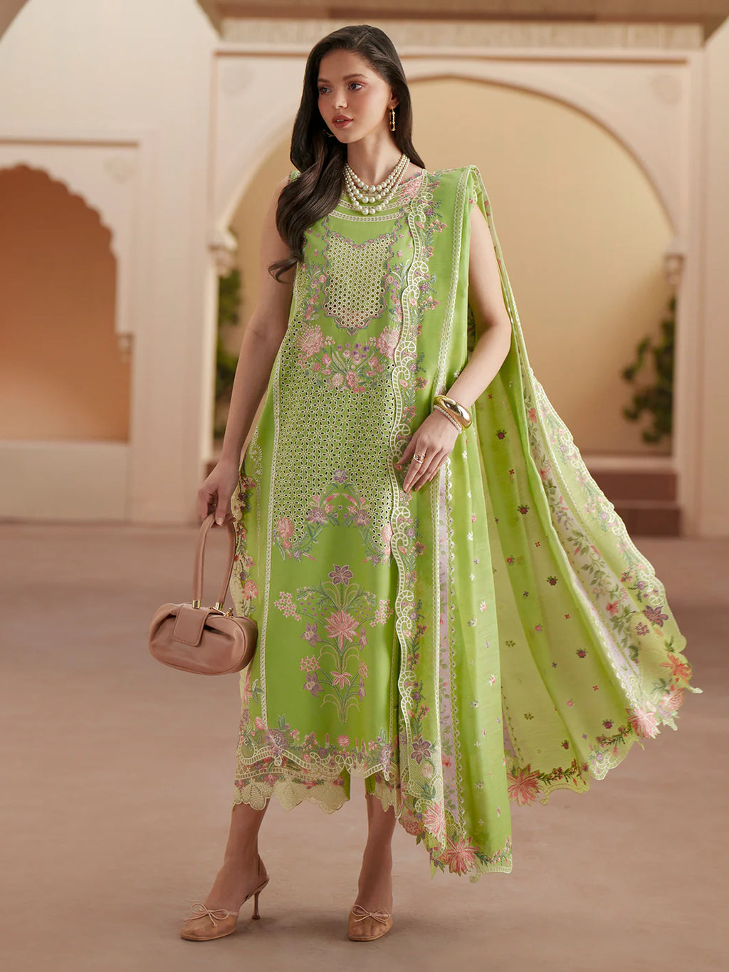 BINILYAS MASHRIQ LUXURY D-112-A