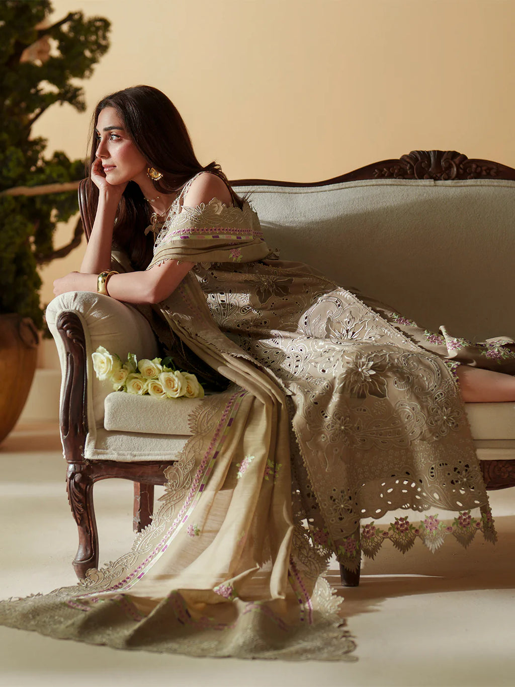 BINILYAS MASHRIQ LUXURY D-113-A