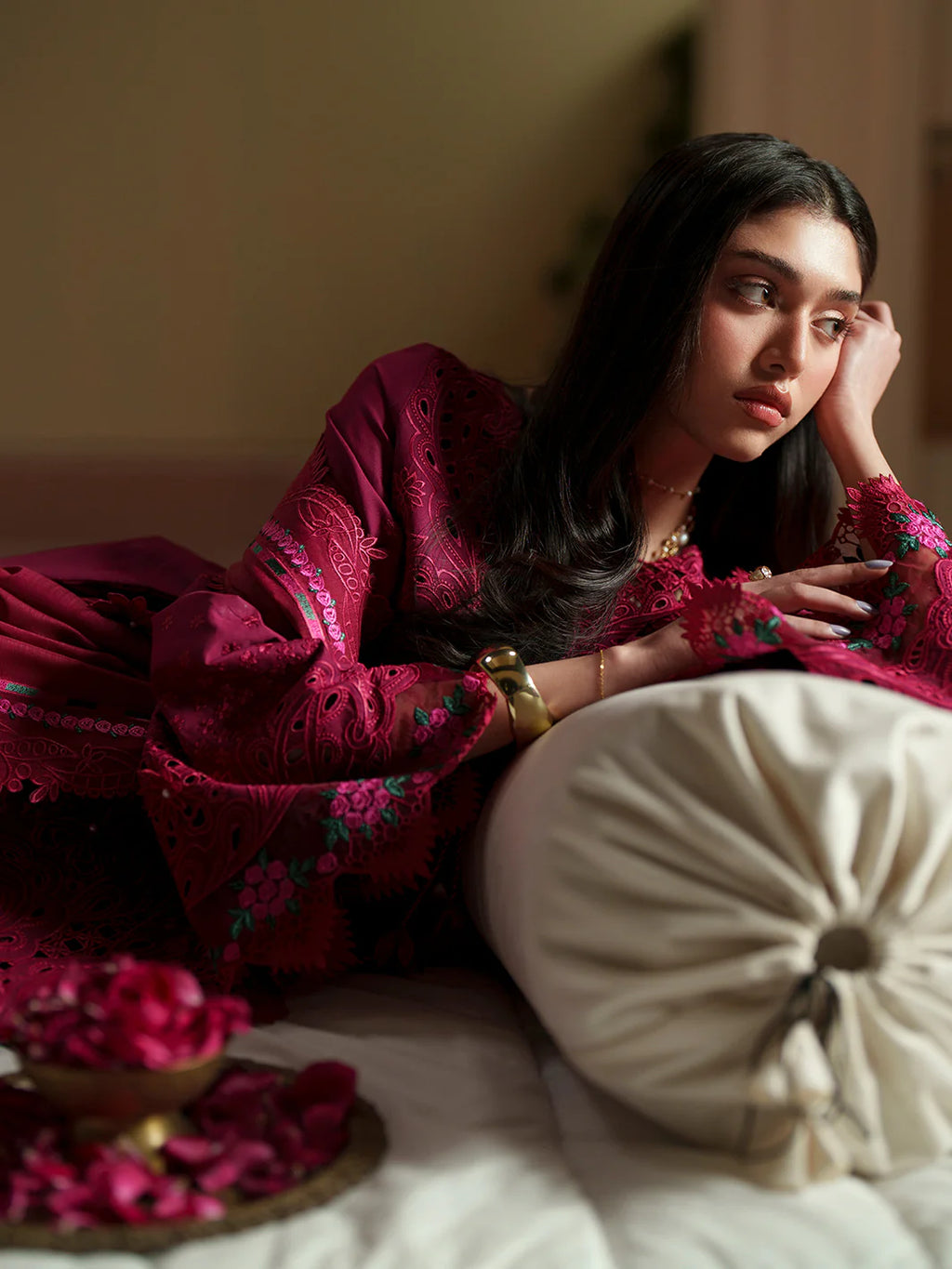 BINILYAS MASHRIQ LUXURY D-113-B