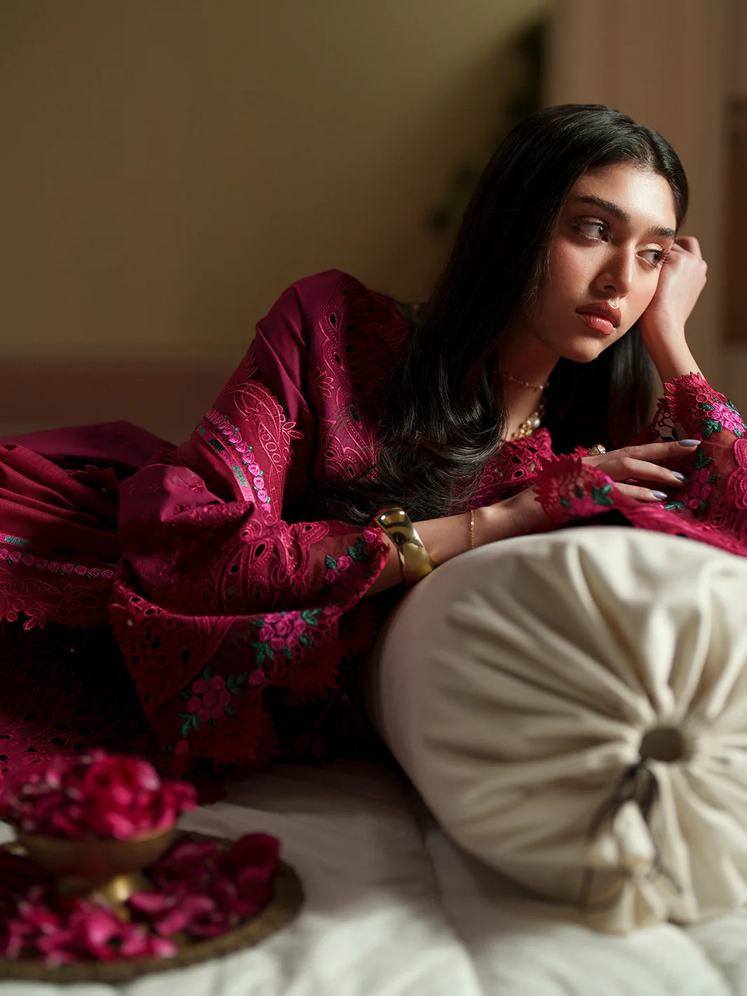 BINILYAS MASHRIQ LUXURY D-113-B