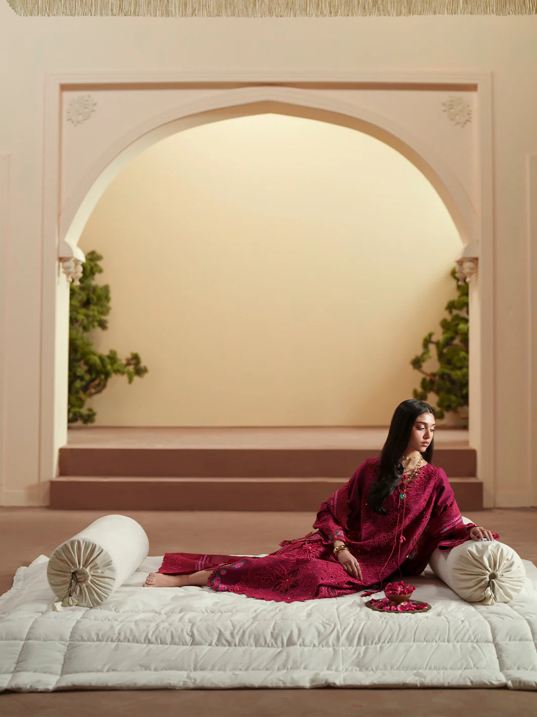 BINILYAS MASHRIQ LUXURY D-113-B