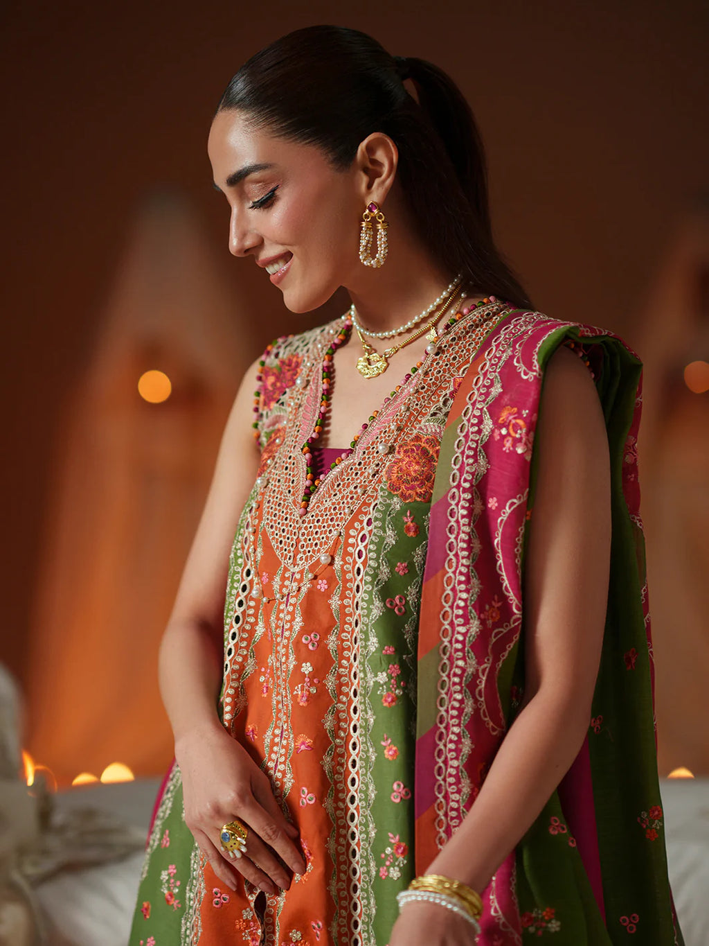 BINILYAS MASHRIQ LUXURY D-114-B