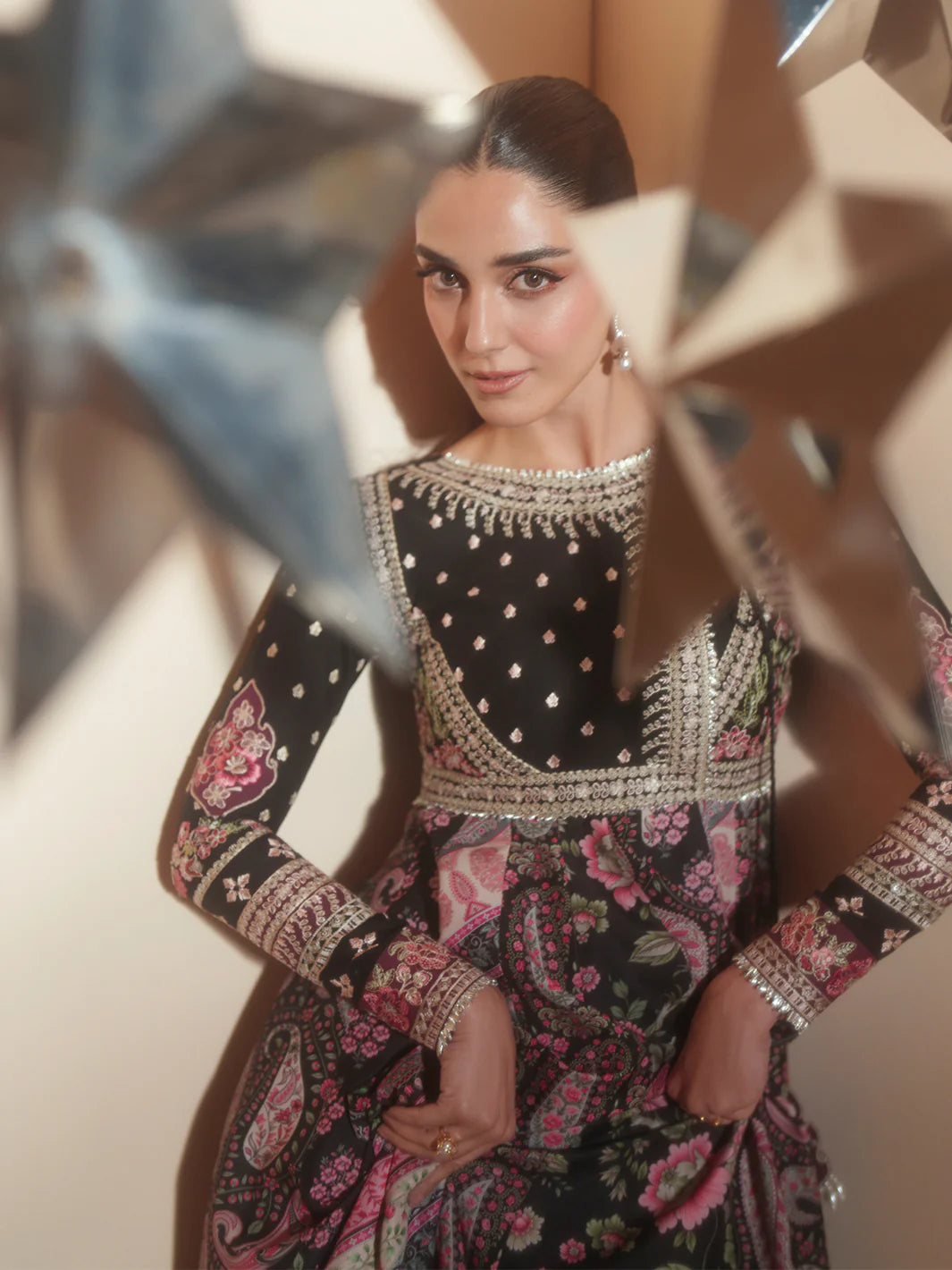 BINILYAS MASHRIQ LUXURY D-115-B