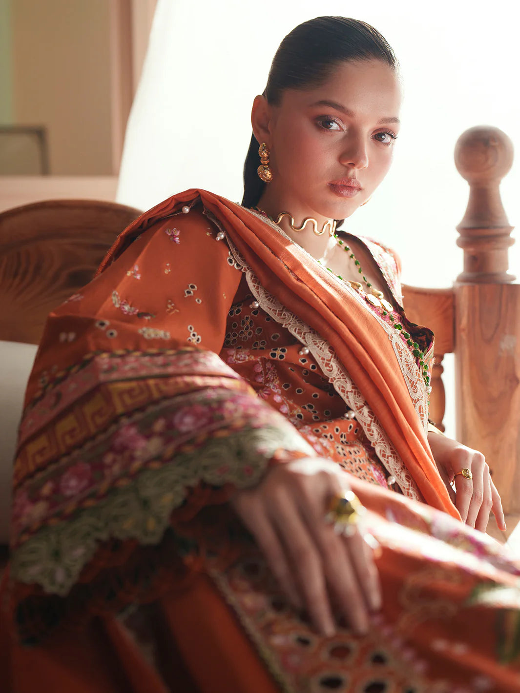 BINILYAS MASHRIQ LUXURY D-116-A