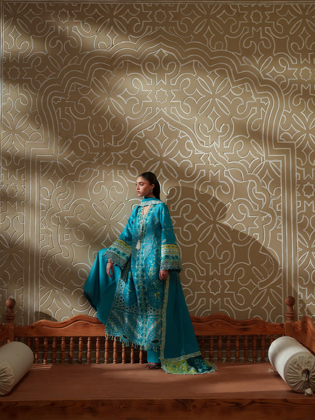 BINILYAS MASHRIQ LUXURY D-116-B