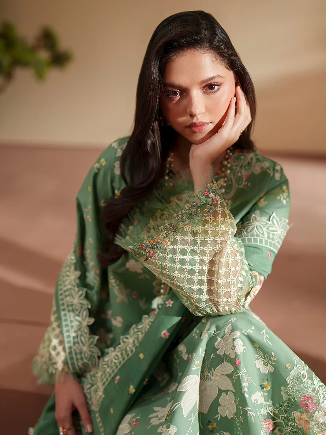 BINILYAS MASHRIQ LUXURY D-117-A