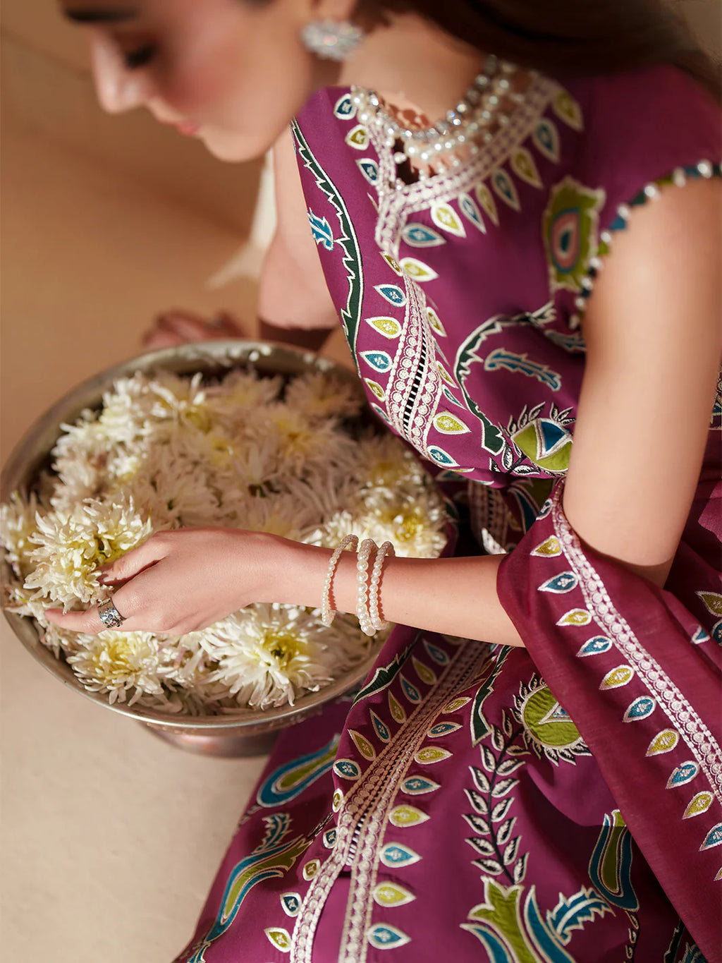 BINILYAS MASHRIQ LUXURY D-118-A