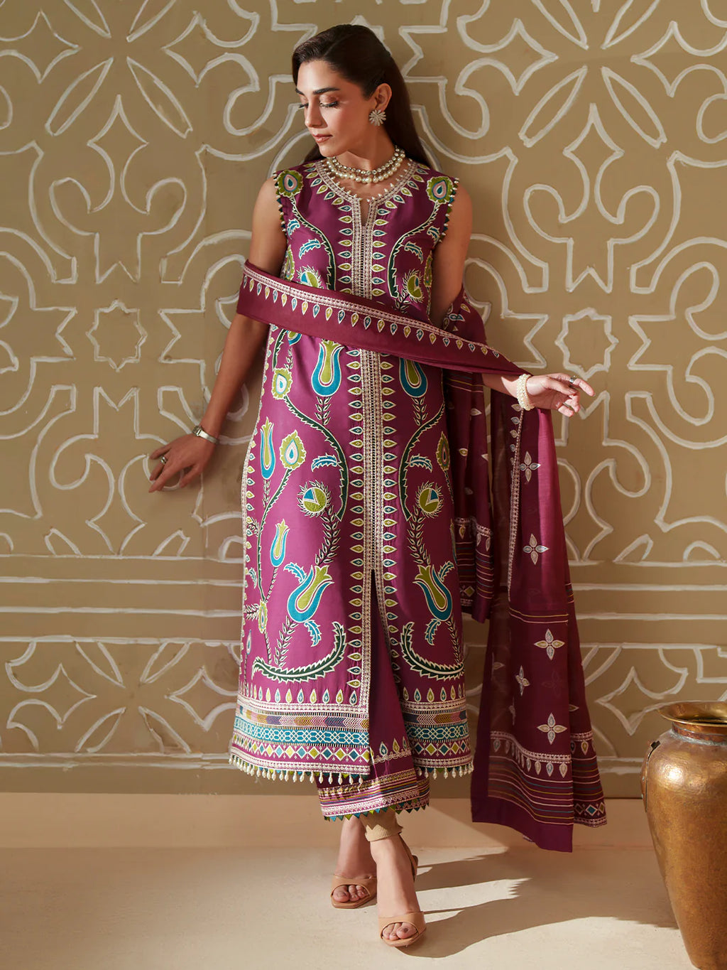 BINILYAS MASHRIQ LUXURY D-118-A