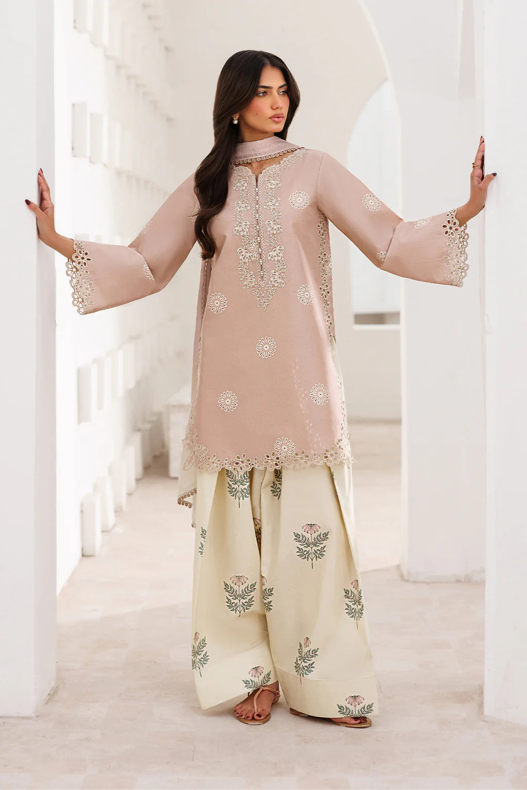 IZNIK EXCLUSIVE LAWN UE-640