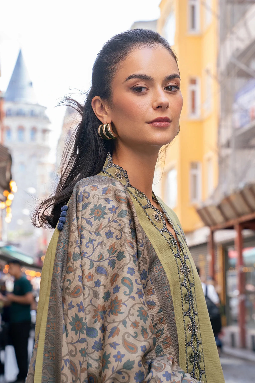 RANG RASIYA MEET ME IN ISTANBUL WILLOW