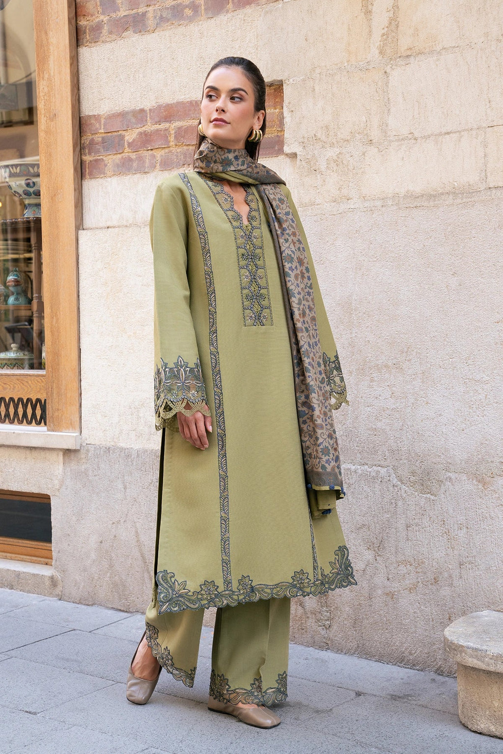 RANG RASIYA MEET ME IN ISTANBUL WILLOW