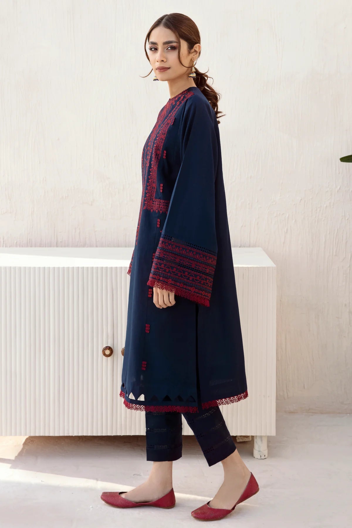 JAZMIN USE-9174