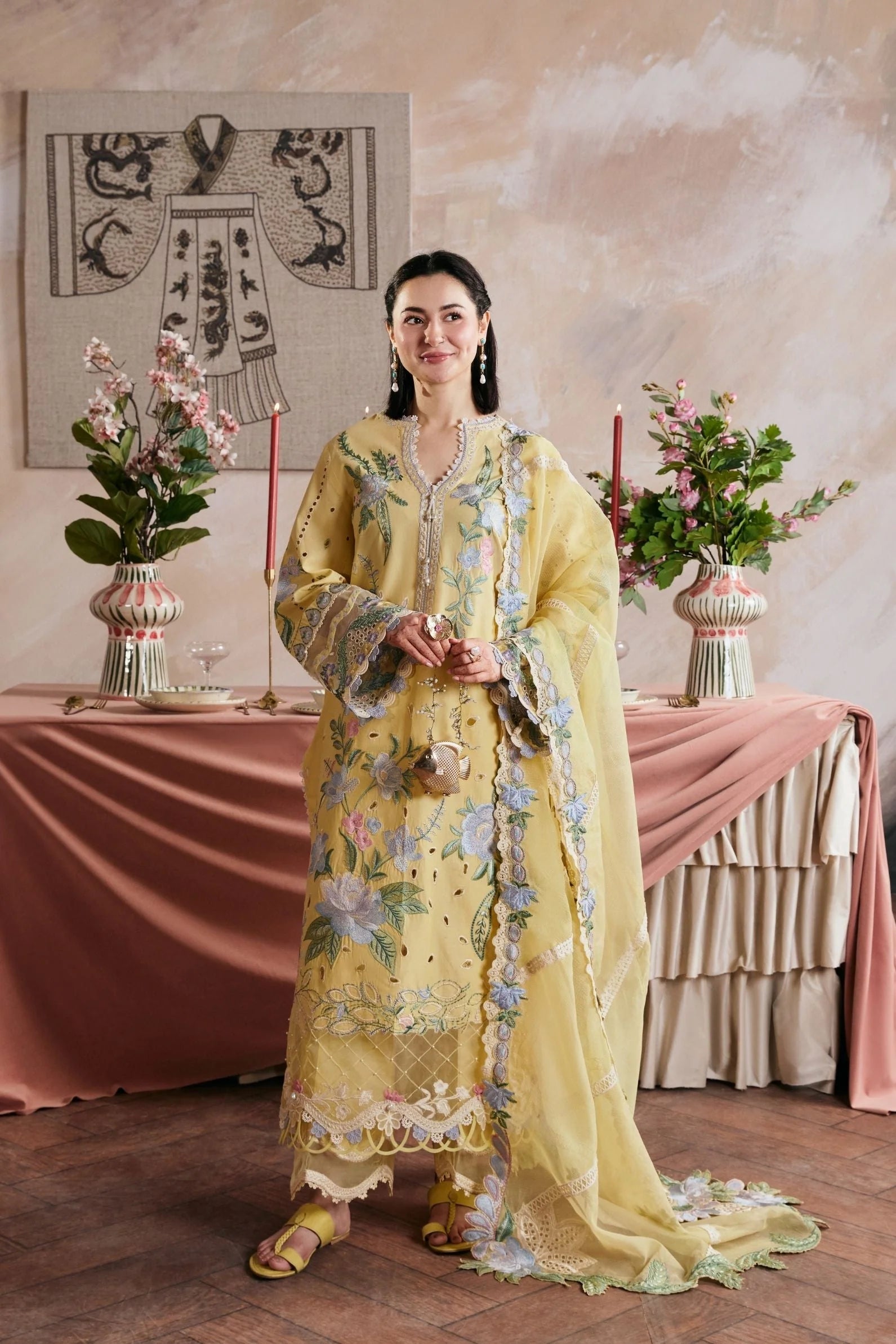 MARYAM HUSSAIN LUXURY LAWN HAMNA