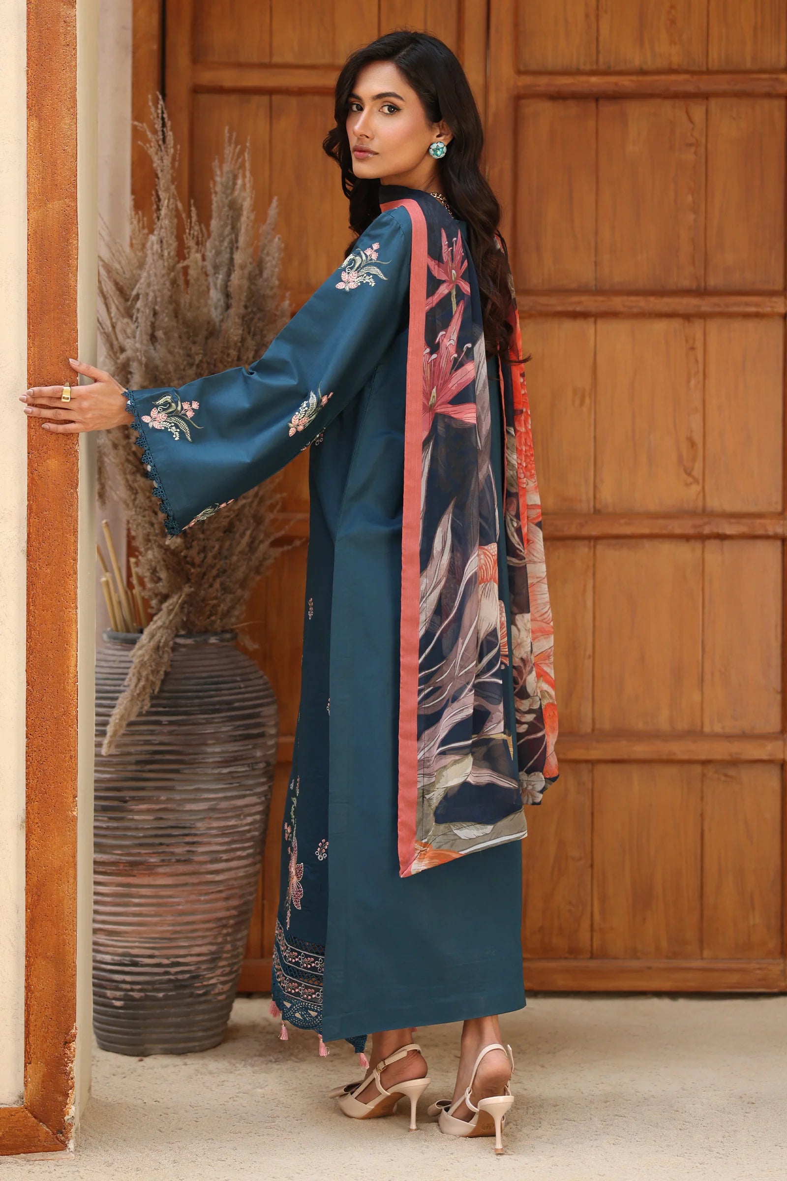 RAMEEN BY RAAYA ELIF