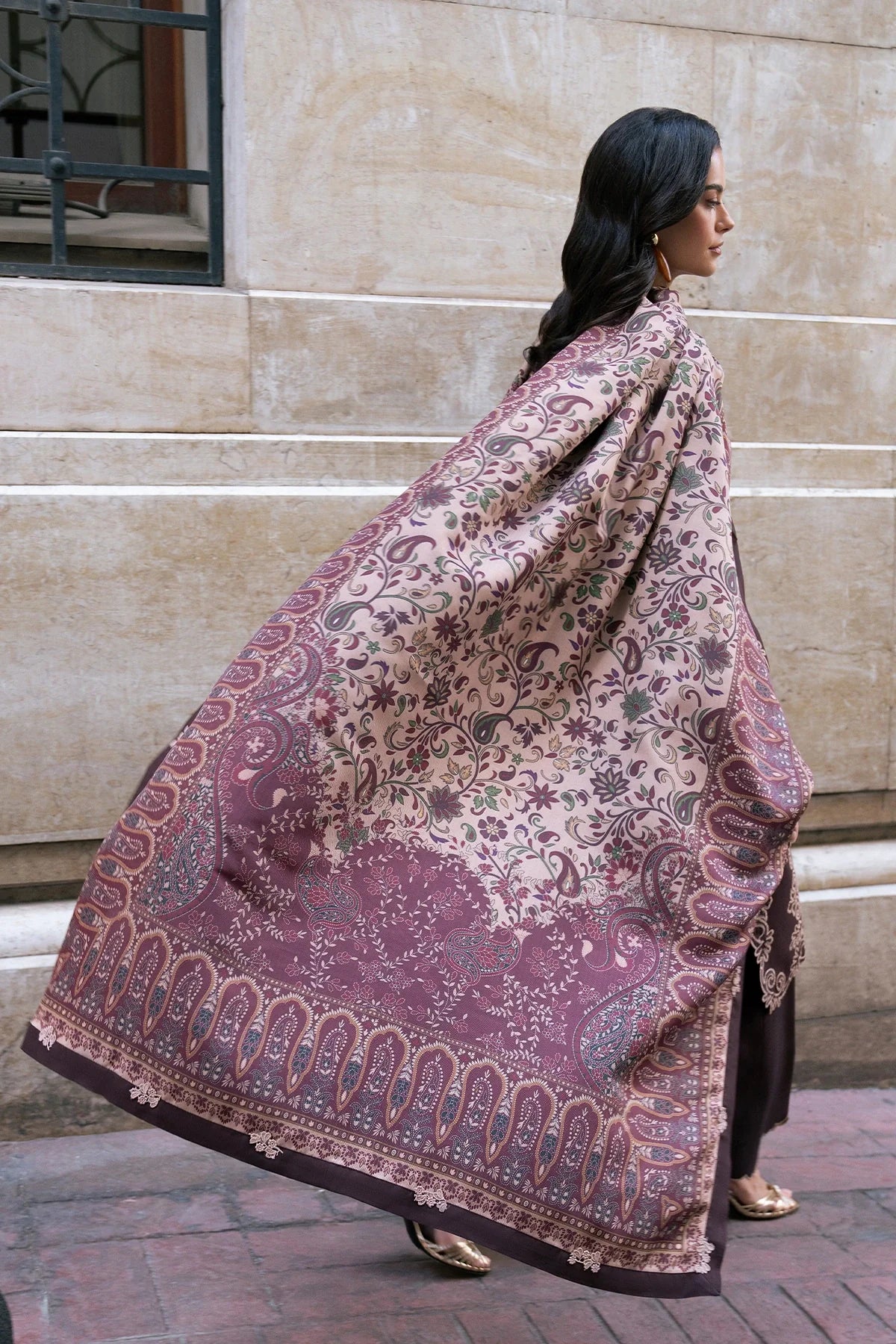 RANG RASIYA MEET ME IN ISTANBUL SABLE