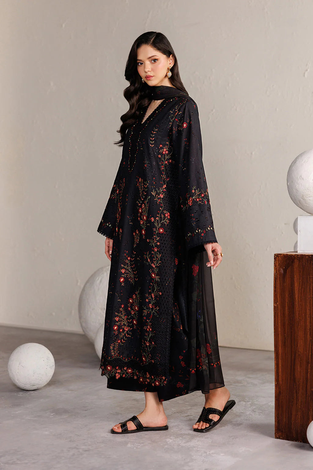 STITCHED BY CC IZNIK FESTIVE LAWN IBE-11 3PC
