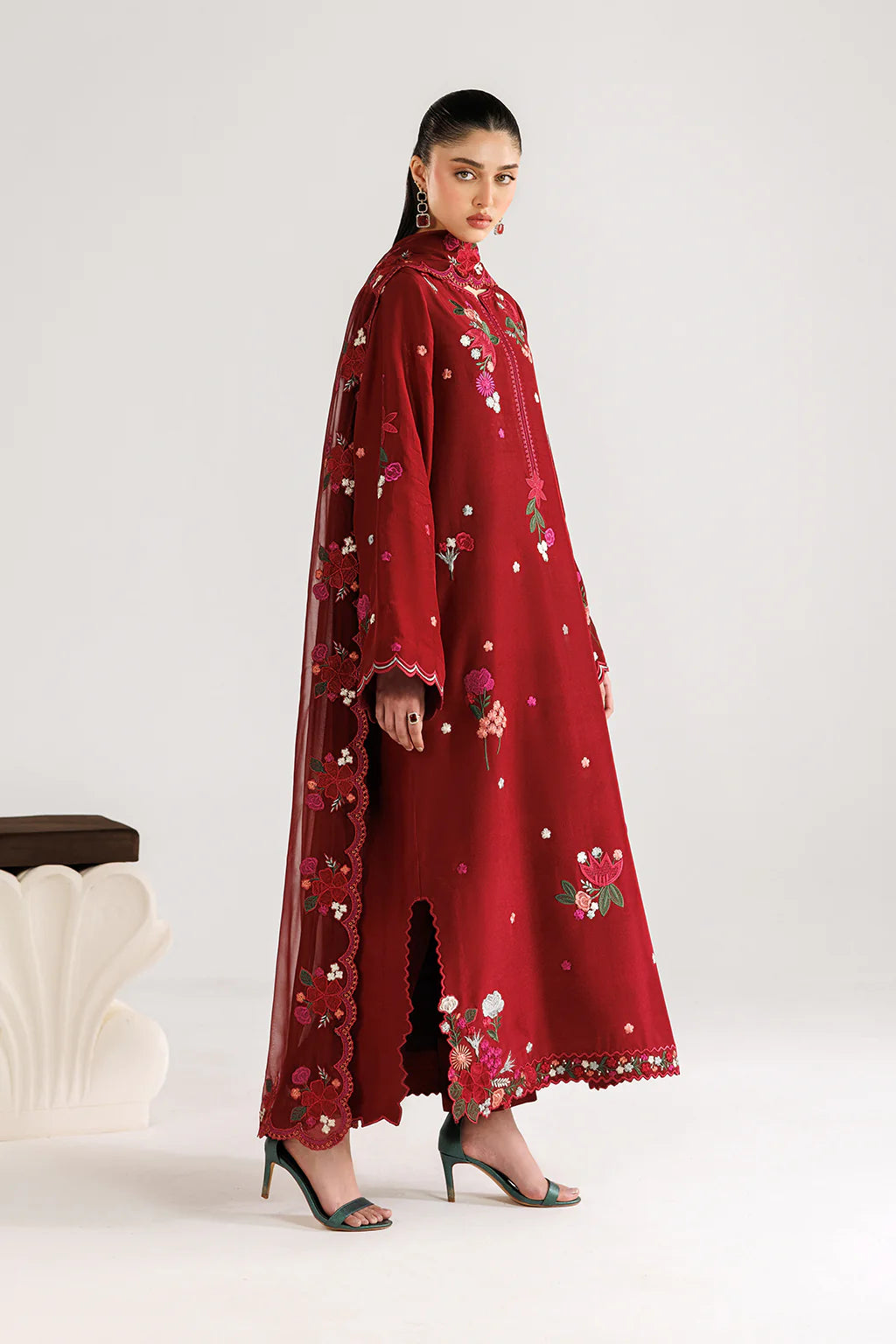 IZNIK UE-652 3PC