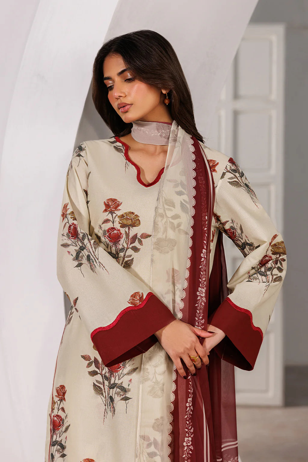 IZNIK QALINE UE-641