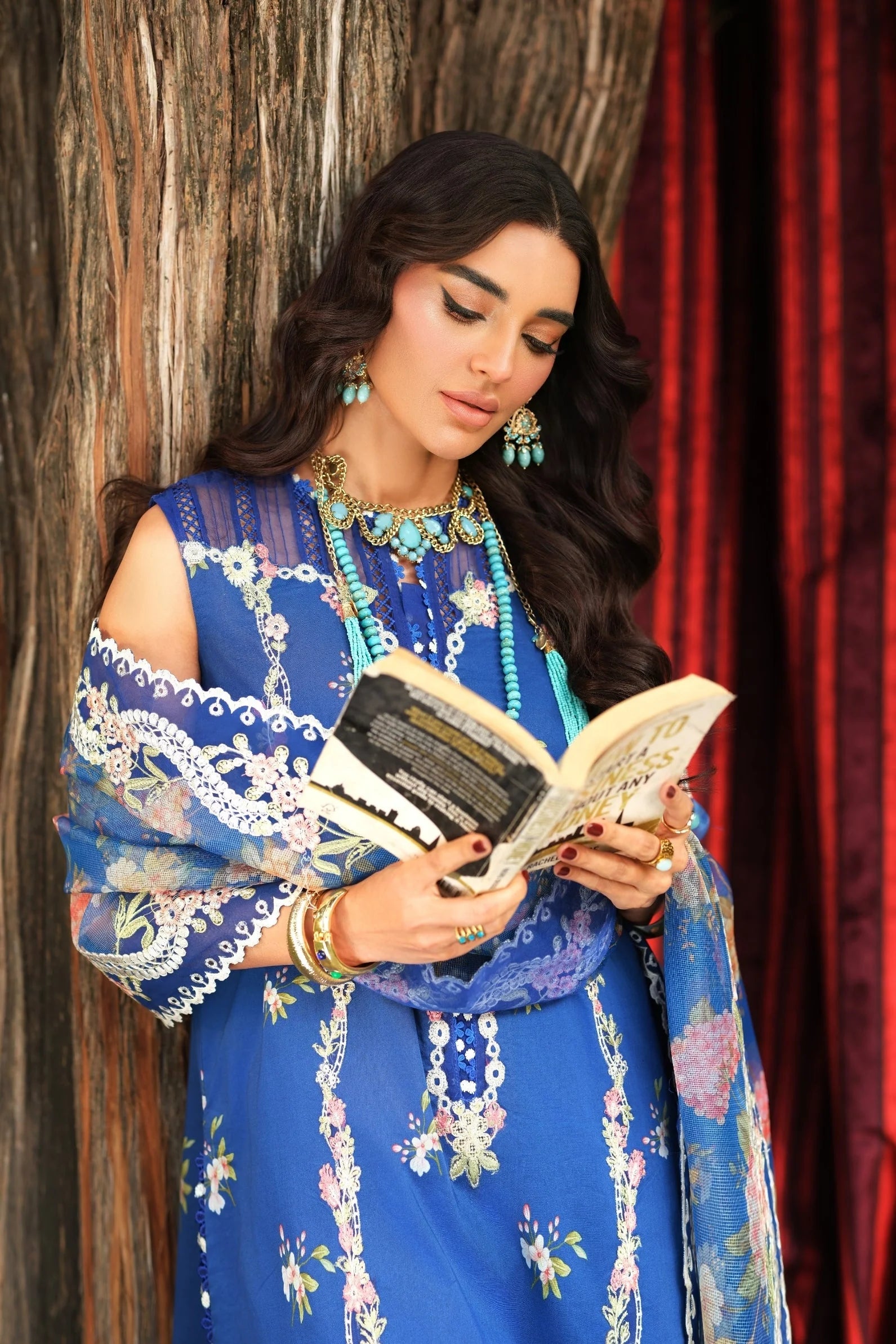 STITCHED BY CC MARYAM HUSSAIN FLORAL TALE SKYE 3PC
