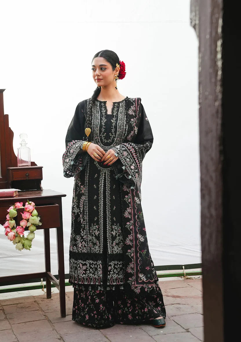 KAHF EK FASANA LUXURY KLB-3B SIYAARA