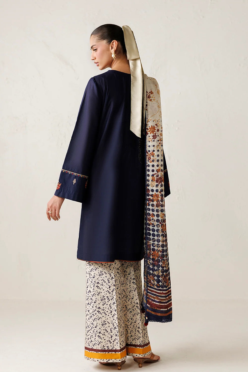 JAZMIN USE-9390