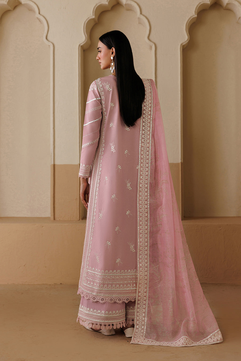 EMAAN ADEEL VIVA SONATA