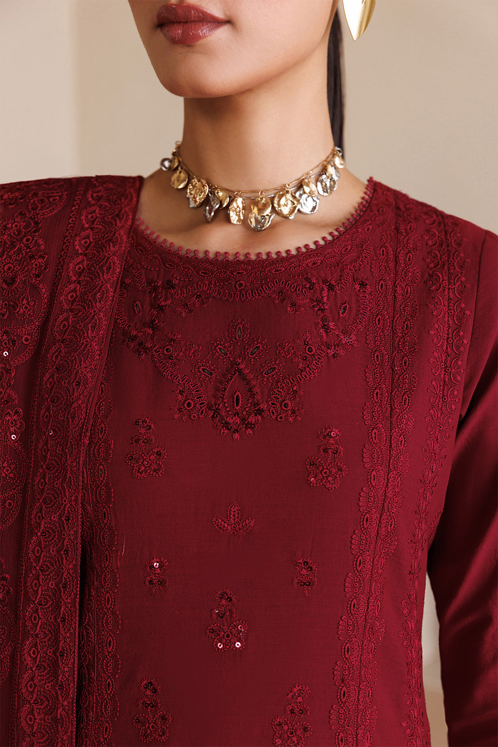 EMAAN ADEEL VIVA BAROQUE