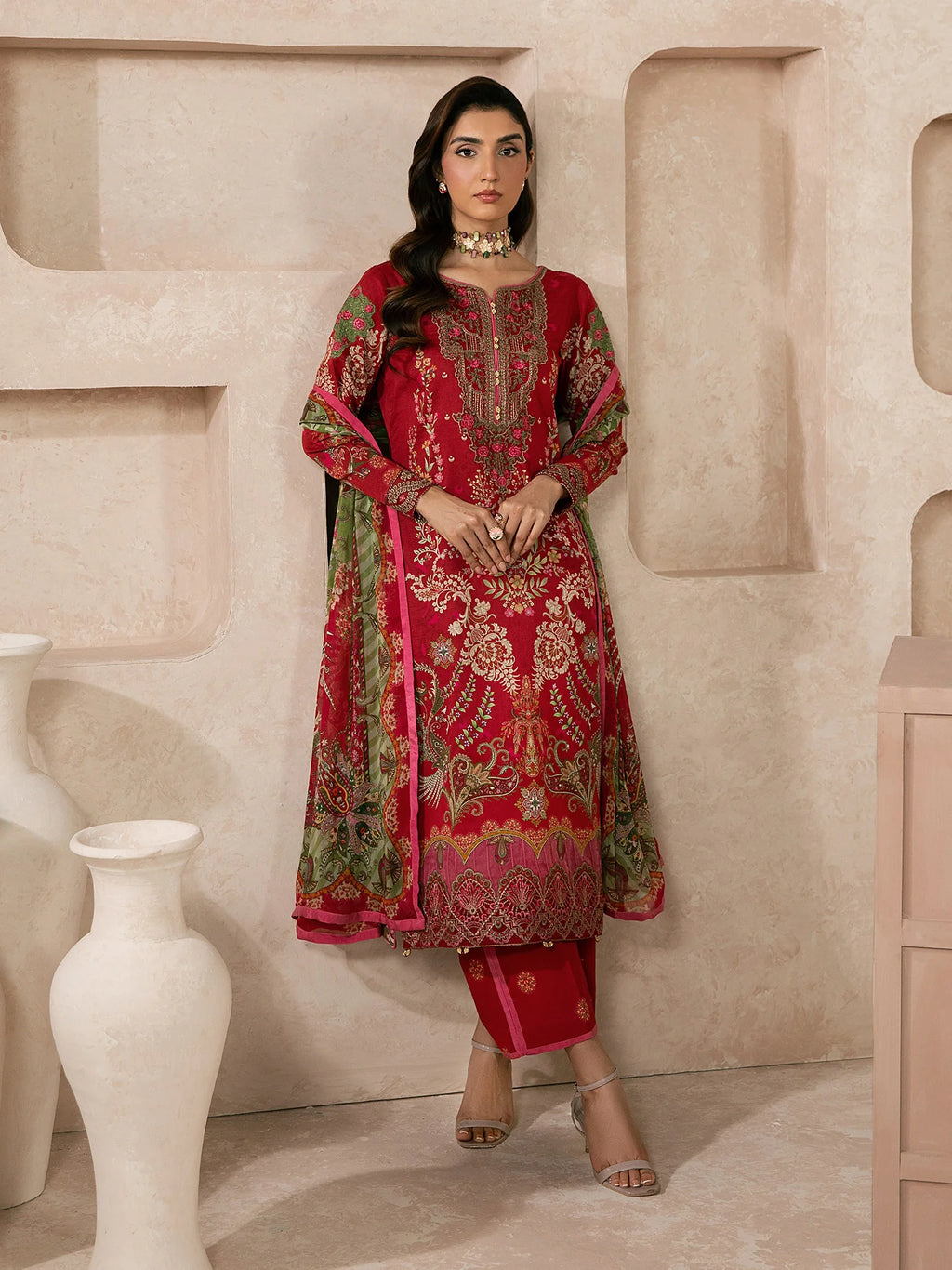 GULAAL SYRA LAWN NAEL