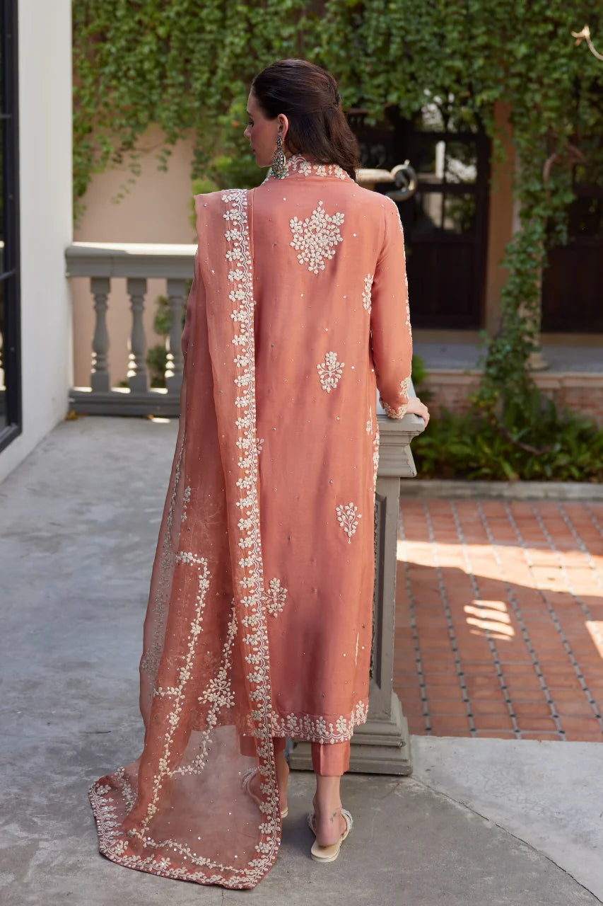 NUR BY NIDA AZWER MORING GLEAM