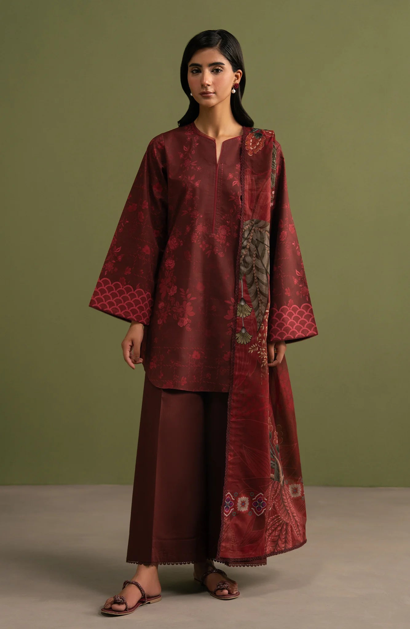 SERAN ESSENTIALS D-02