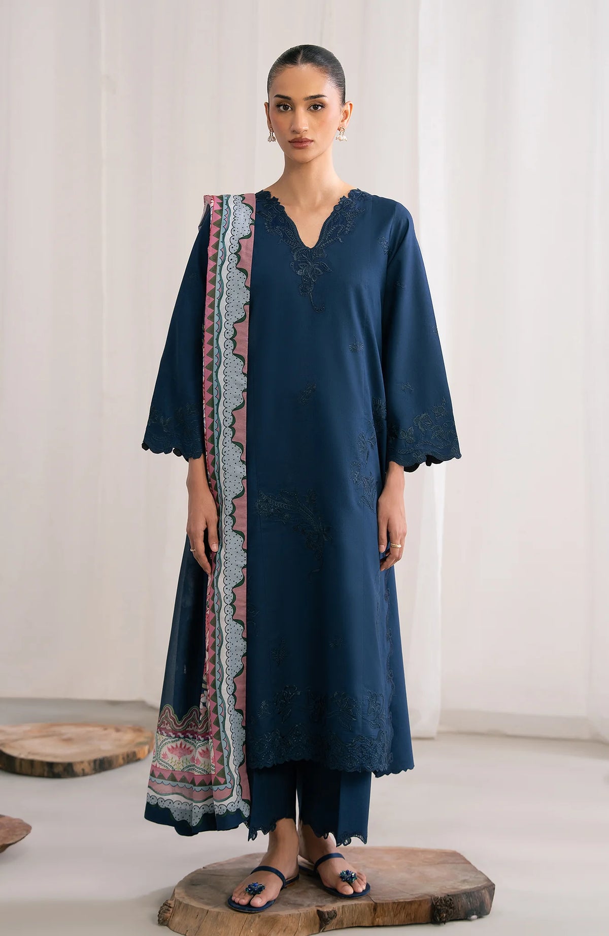 SERAN NYSA CMBRIC UNSTITCHED D-09