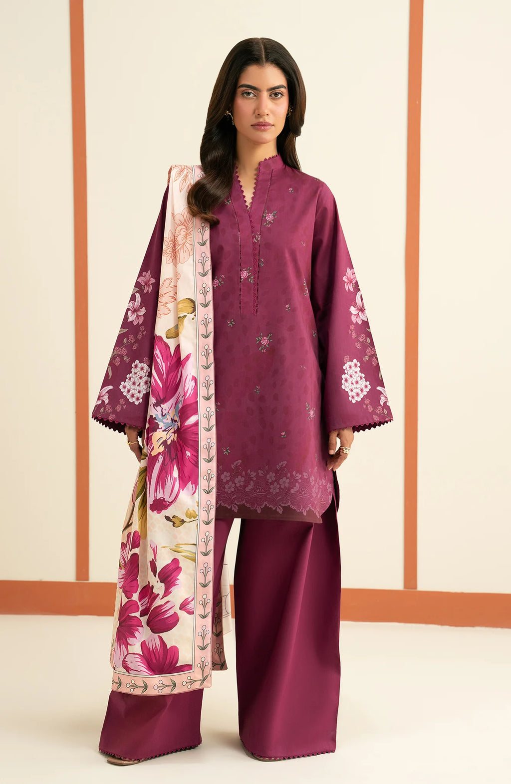 SERAN ESSENTIALS 26  D-09