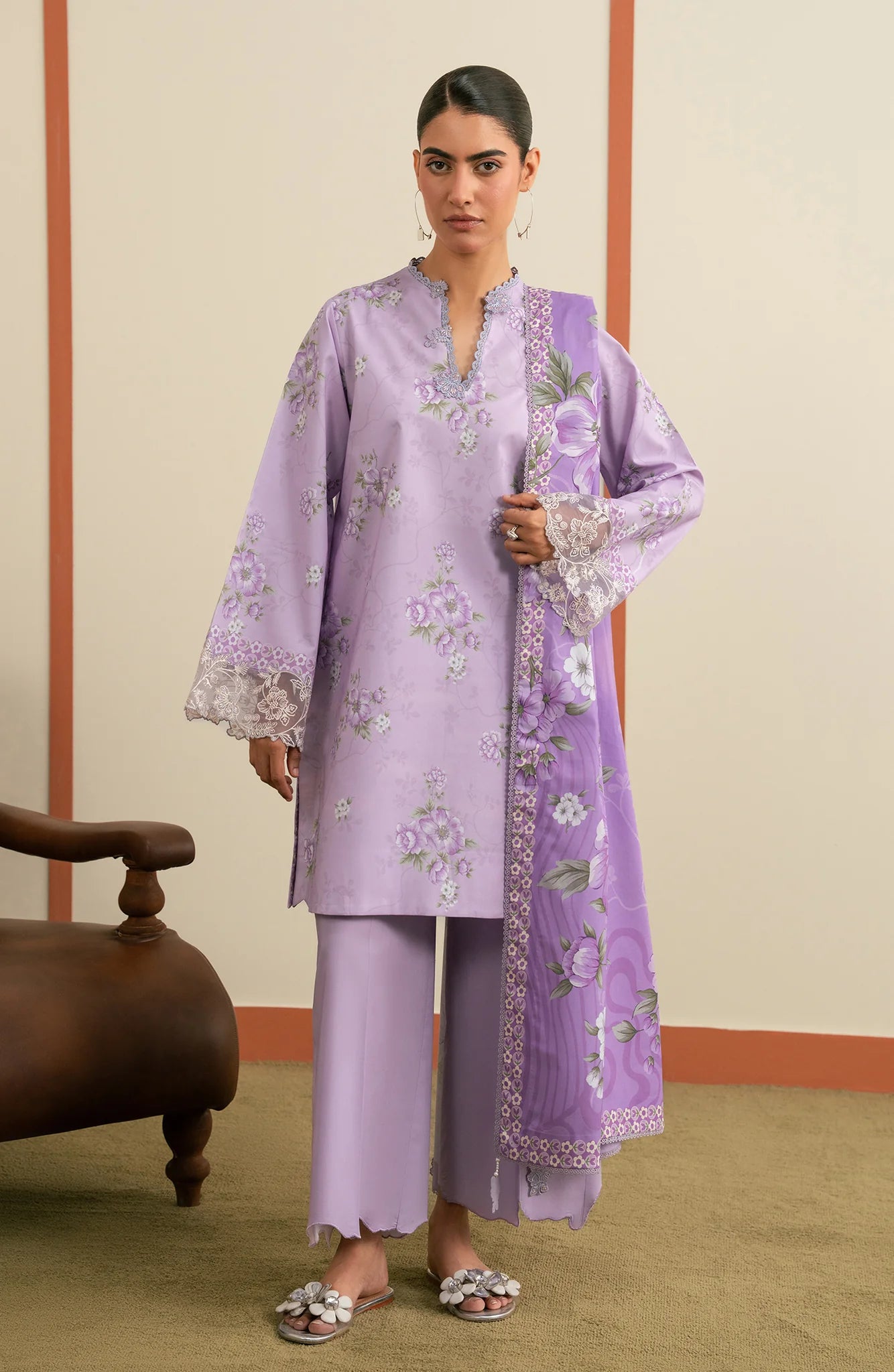 SERAN ESSENTIALS 26  D-03