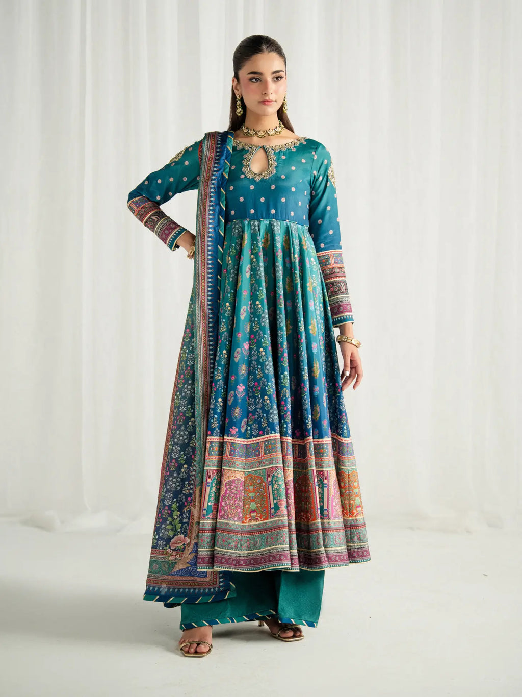 GULAAL AIRA AZURE