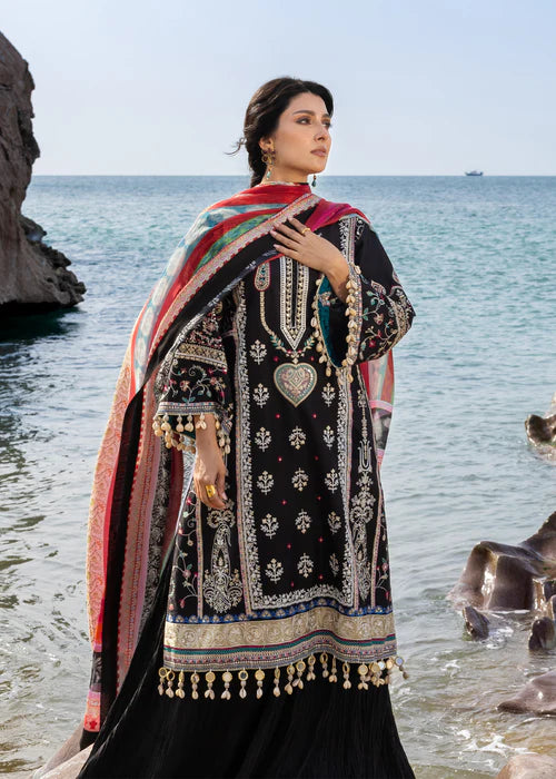 SIRAA BY SADAF FAWAD KHAN KOHL