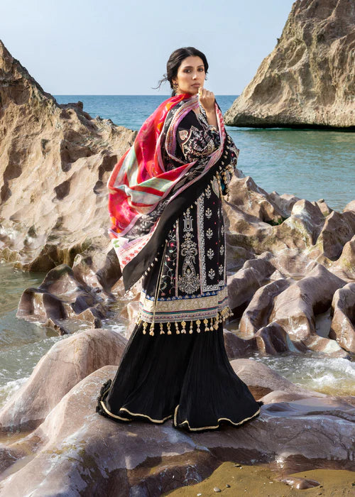 SIRAA BY SADAF FAWAD KHAN KOHL
