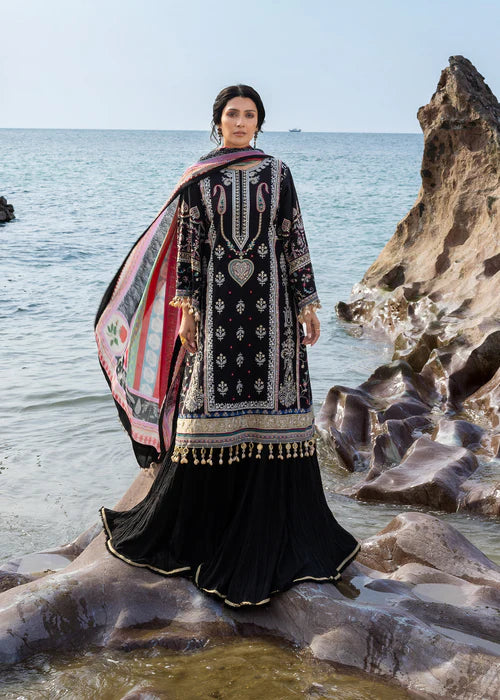 SIRAA BY SADAF FAWAD KHAN KOHL