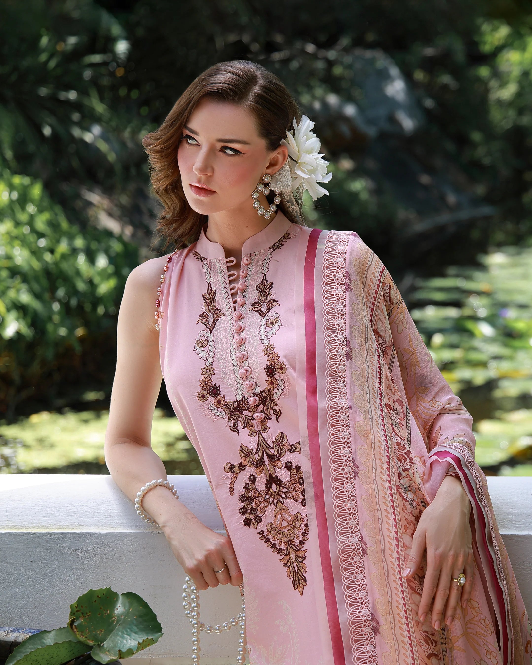 JADE URBANE EMBROIDERED LAWN ROSELLE