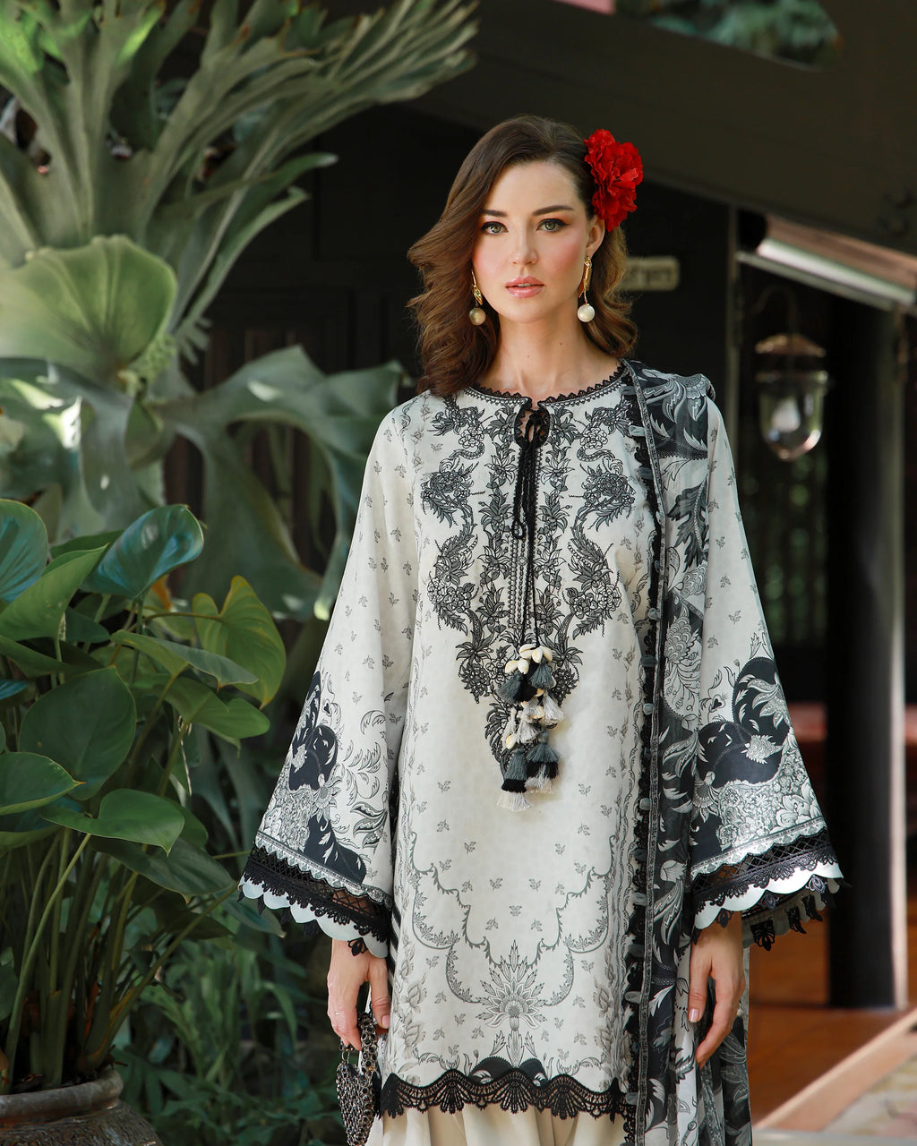 JADE URBANE EMBROIDERED LAWN MAGNOLIA