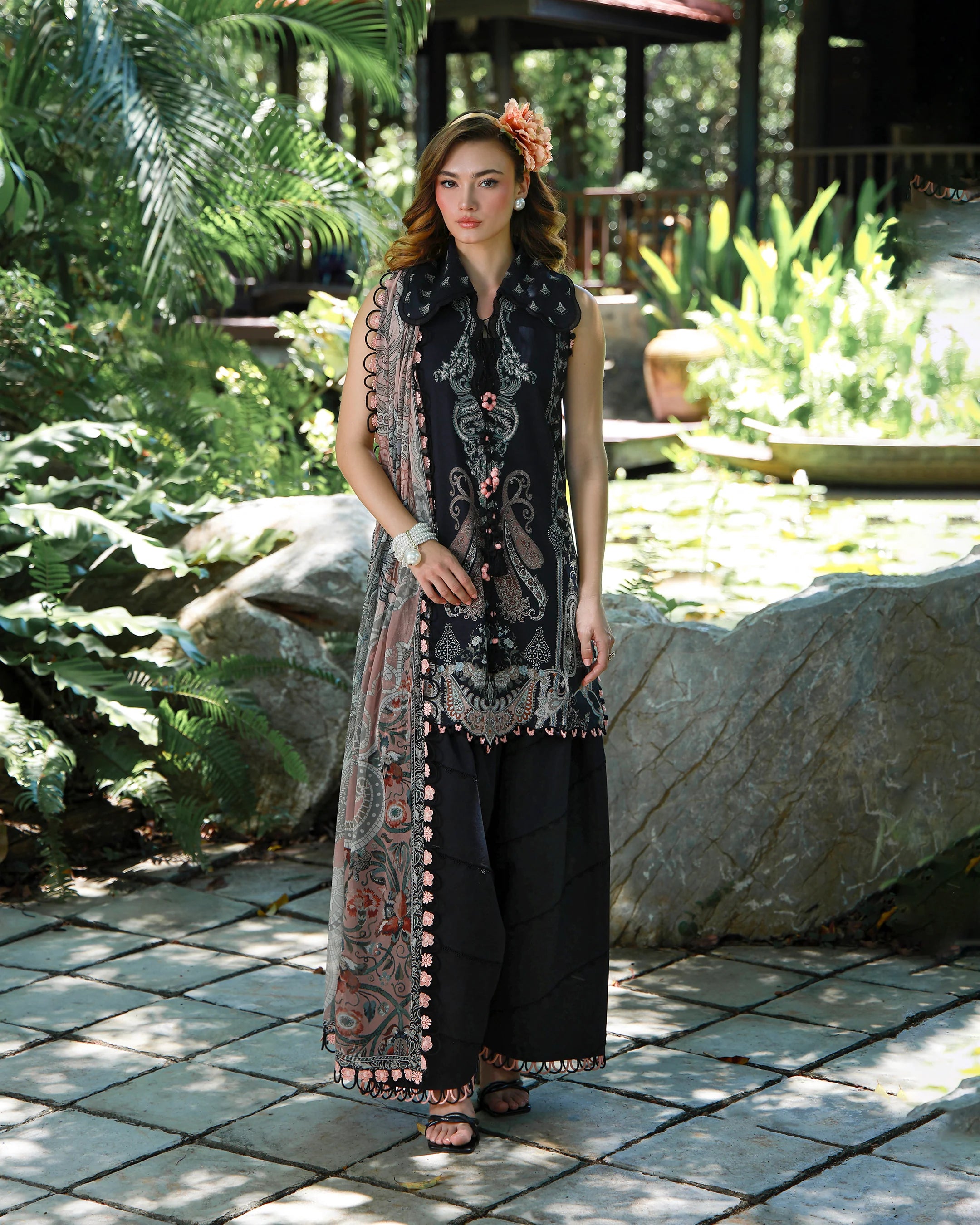 JADE URBANE EMBROIDERED LAWN ONYRA