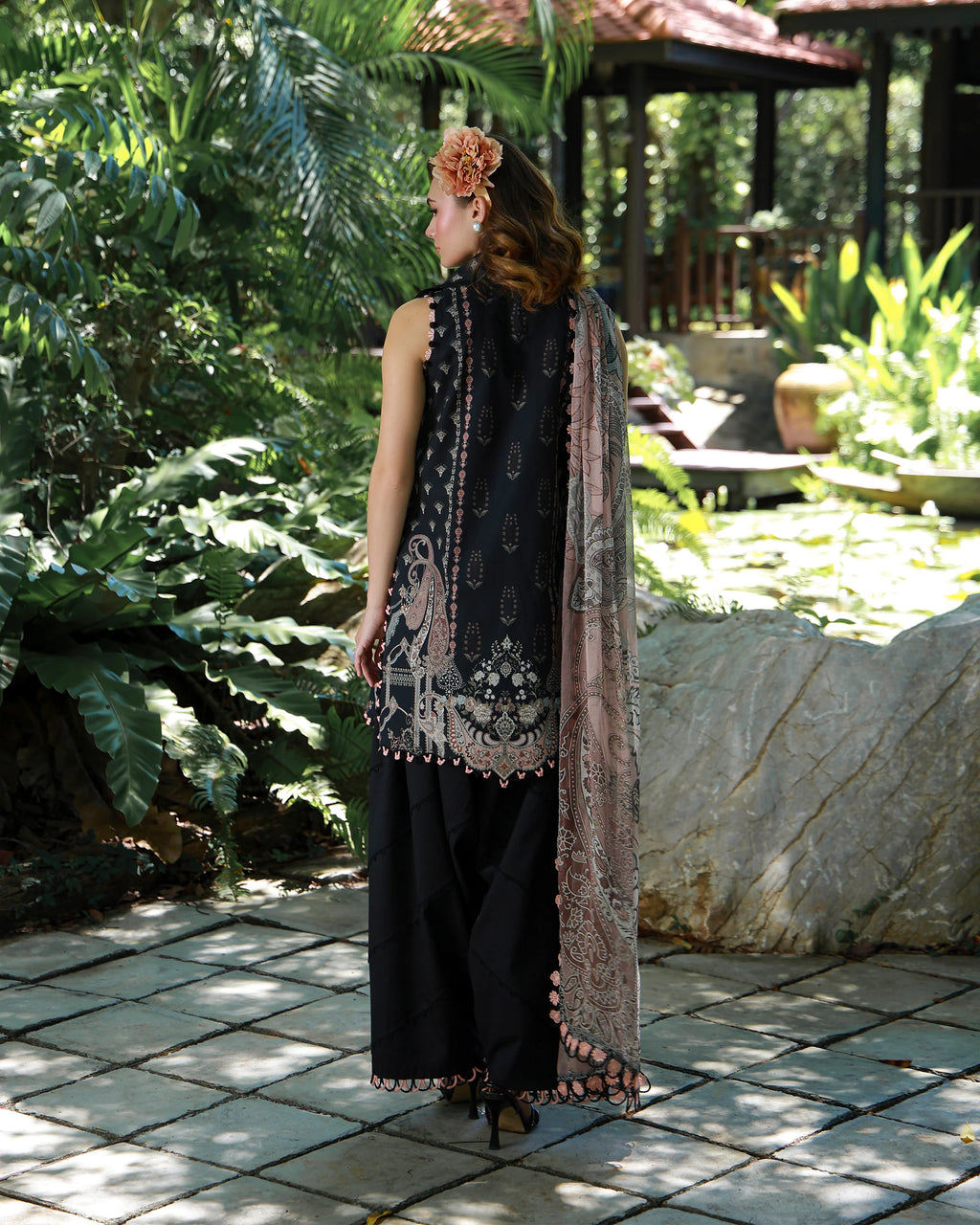 JADE URBANE EMBROIDERED LAWN ONYRA