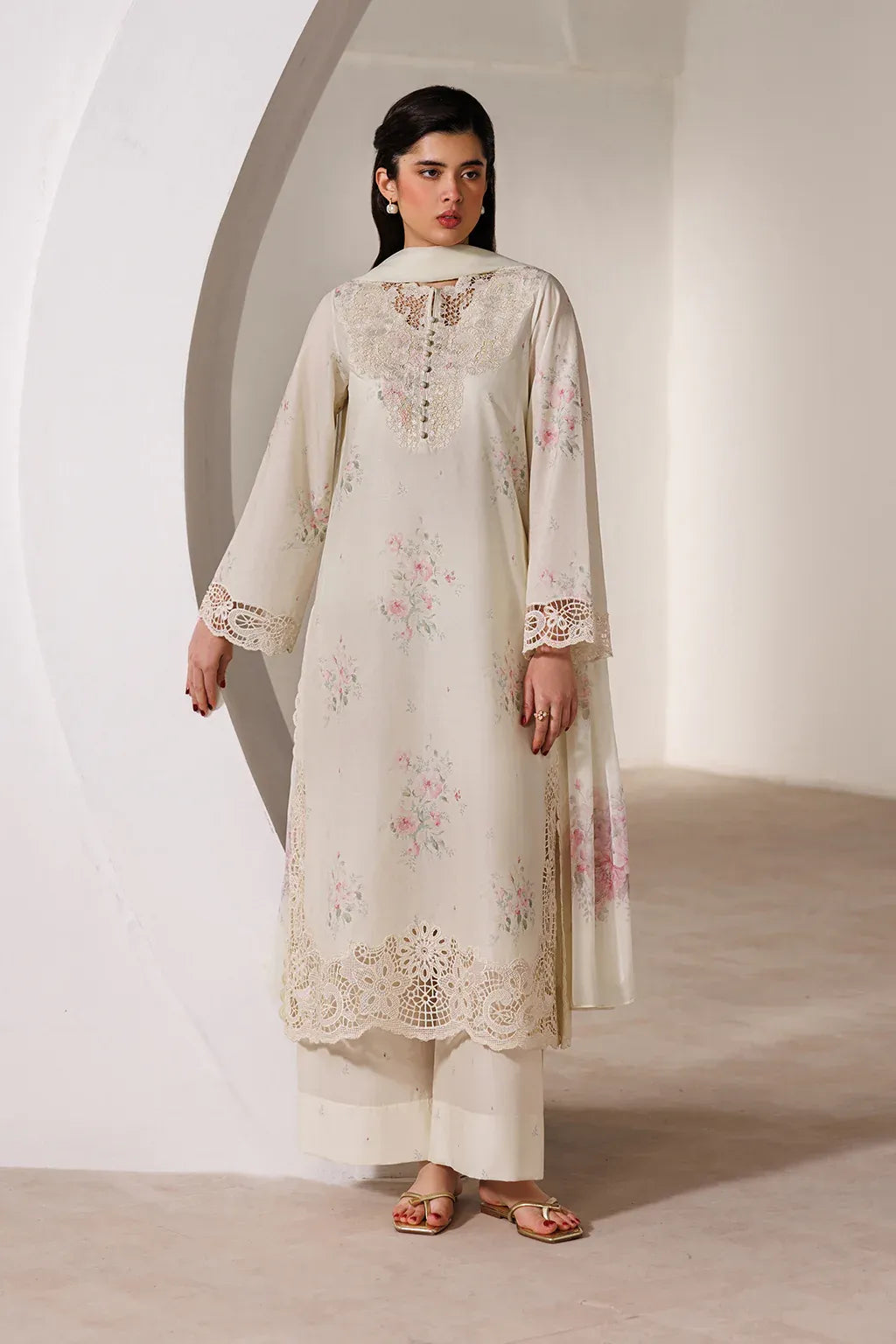 IZNIK EXCLUSIVE LAWN UE-632