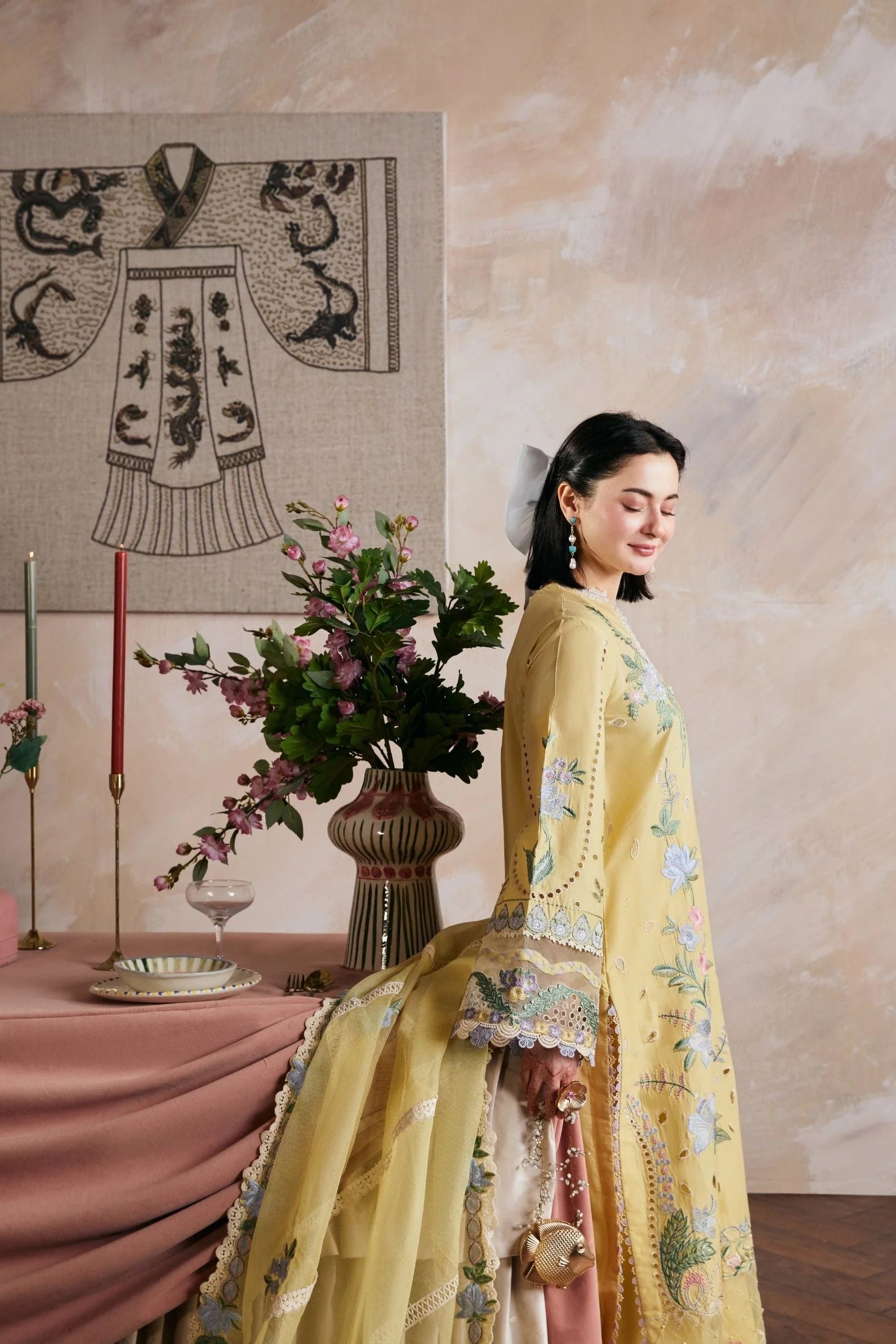 MARYAM HUSSAIN LUXURY LAWN HAMNA